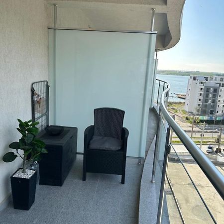 Studio 70 By Casa Del Mar Мамая Екстериор снимка